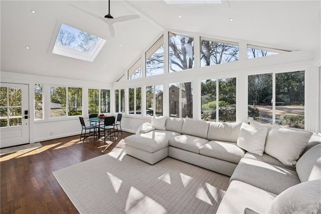 840 Woodley NW Drive, Atlanta, GA 30318