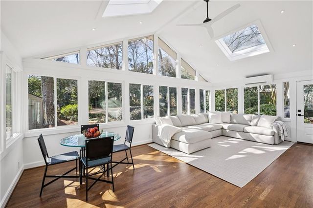 840 Woodley NW Drive, Atlanta, GA 30318