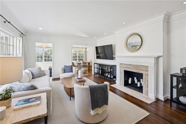 840 Woodley NW Drive, Atlanta, GA 30318