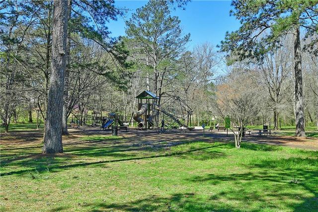 840 Woodley NW Drive, Atlanta, GA 30318