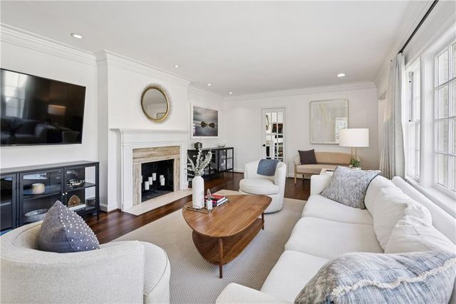 840 Woodley NW Drive, Atlanta, GA 30318