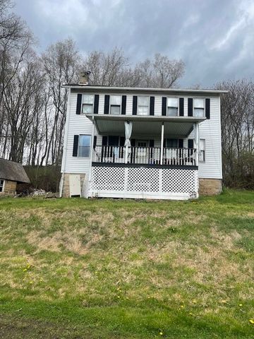 351 Thorn Run Rd, Oakland Twp, PA 16025