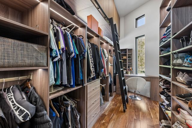 8619 San Fernando Way, Dallas, TX 75218