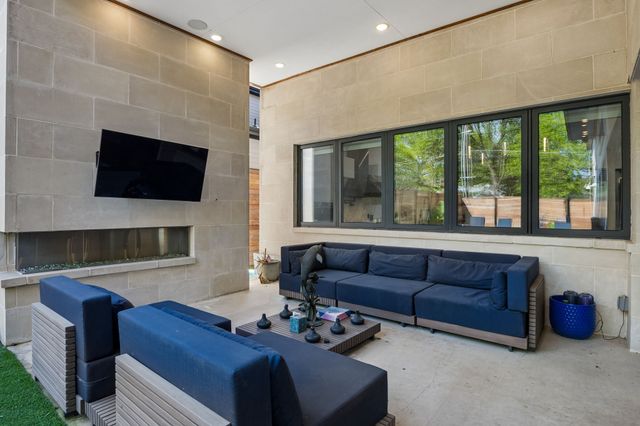 8619 San Fernando Way, Dallas, TX 75218