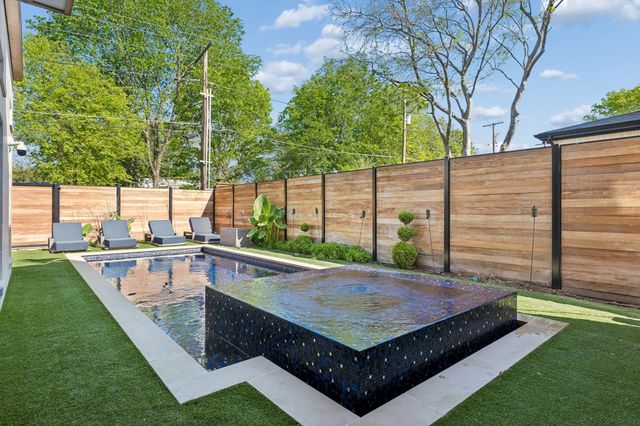 8619 San Fernando Way, Dallas, TX 75218