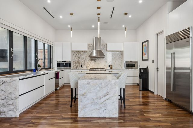 8619 San Fernando Way, Dallas, TX 75218