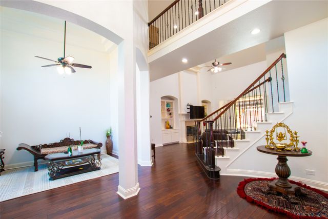 8209 Fountain Springs Drive, Plano, TX 75025