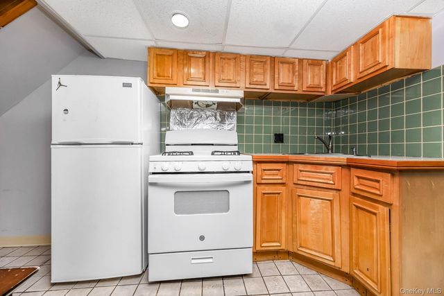 56-23 61st Street, Maspeth, NY 11378