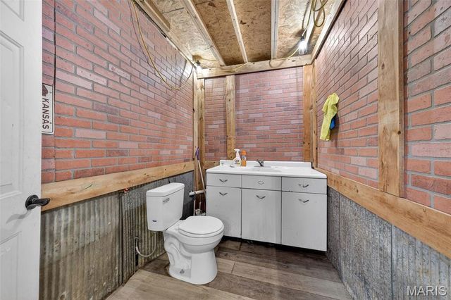 25726 S Lohman Road, Wright City, MO 63390