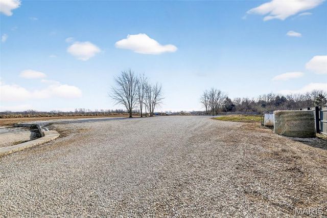 25726 S Lohman Road, Wright City, MO 63390