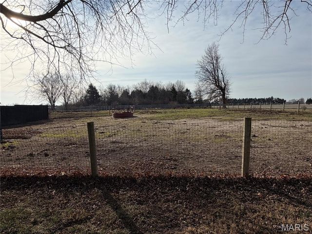 25726 S Lohman Road, Wright City, MO 63390