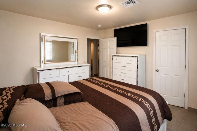 27 W 34th Street, Tucson, AZ 85713