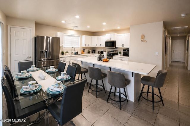 27 W 34th Street, Tucson, AZ 85713