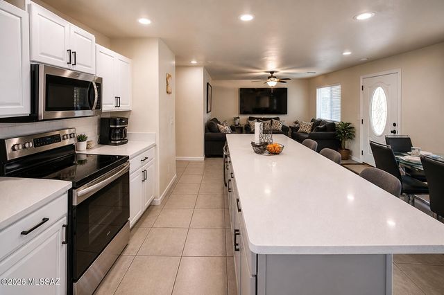27 W 34th Street, Tucson, AZ 85713