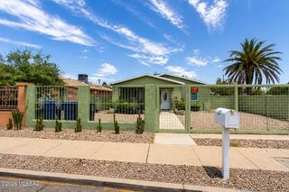 27 W 34th Street, Tucson, AZ 85713