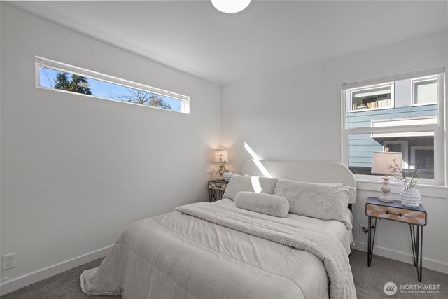 940 N 89th Street, Seattle, WA 98103