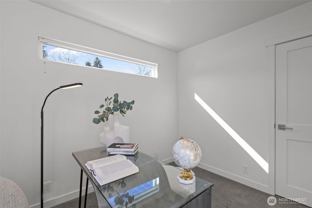 940 N 89th Street, Seattle, WA 98103