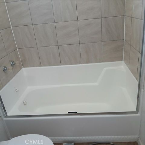 2449 West Acacia Avenue, Hemet, CA 92545