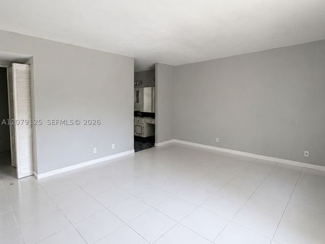 3360 Spanish Moss Ter 204, Lauderhill, FL 33319