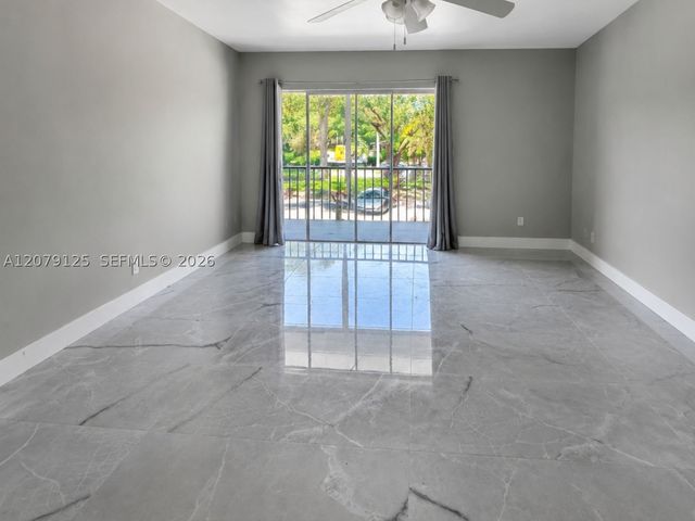 3360 Spanish Moss Ter 204, Lauderhill, FL 33319