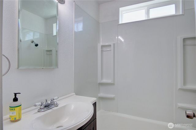 702 N Skagit Street, Burlington, WA 98233