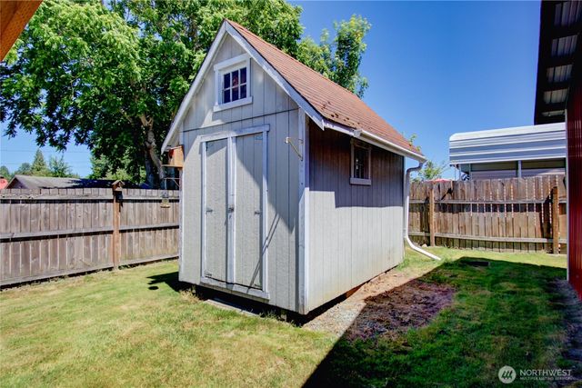 702 N Skagit Street, Burlington, WA 98233