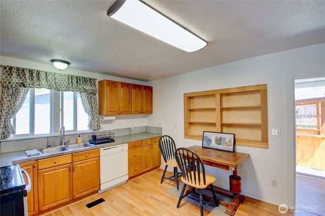 702 N Skagit Street, Burlington, WA 98233