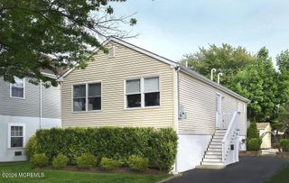 18 Meadowbrook Avenue A, Rumson, NJ 07760
