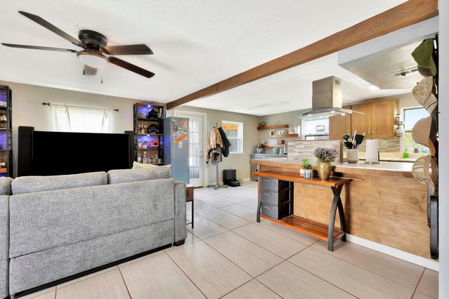 7119 S Pattie St, Haysville, KS 67060