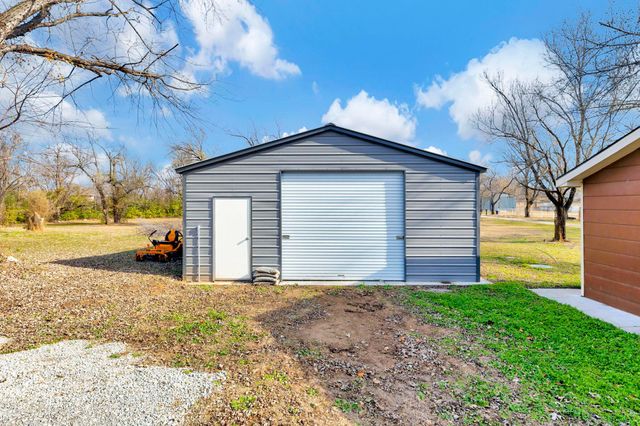 7119 S Pattie St, Haysville, KS 67060