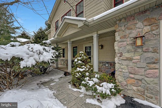 265 LONGVIEW DR, Lake Harmony, PA 18624