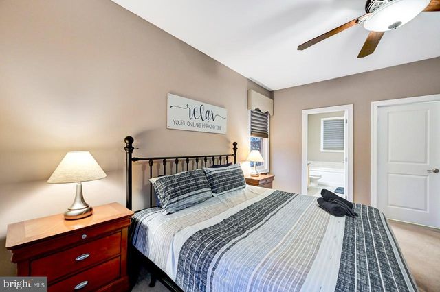 265 LONGVIEW DR, Lake Harmony, PA 18624