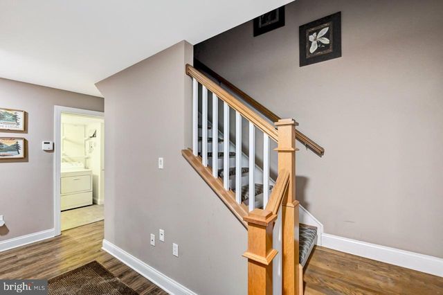 265 LONGVIEW DR, Lake Harmony, PA 18624