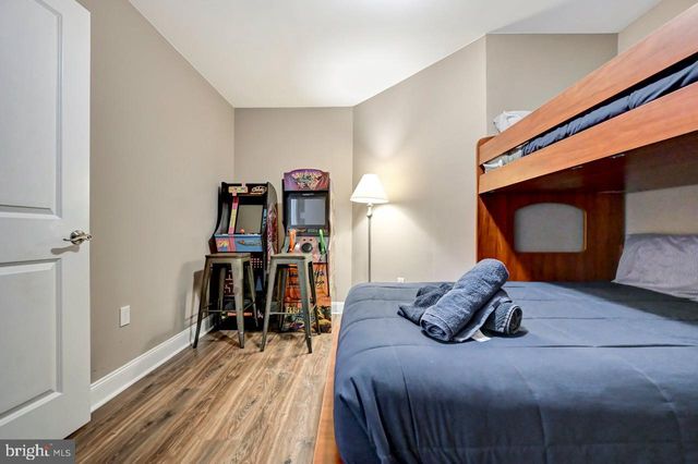 265 LONGVIEW DR, Lake Harmony, PA 18624