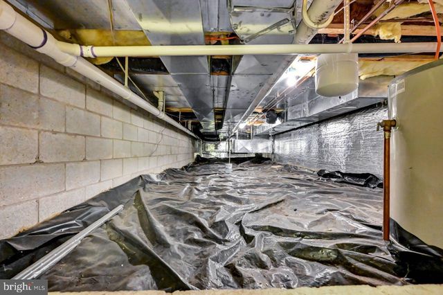 265 LONGVIEW DR, Lake Harmony, PA 18624