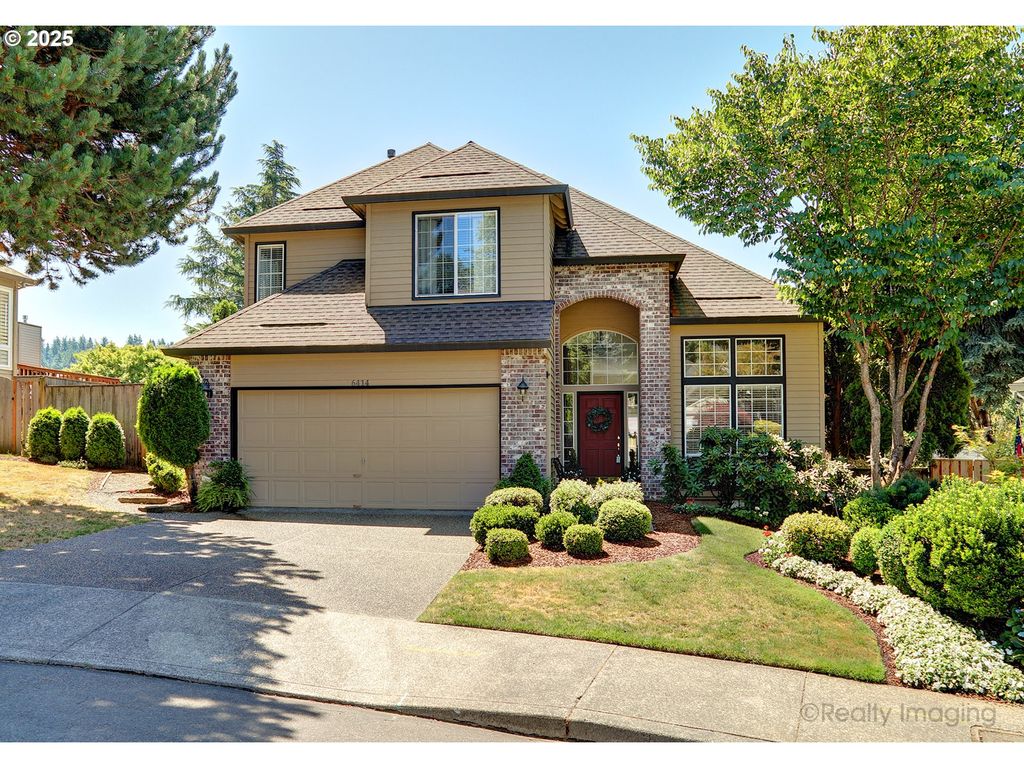 6414 Sw ASH CREEK Dr, Portland, OR 97219