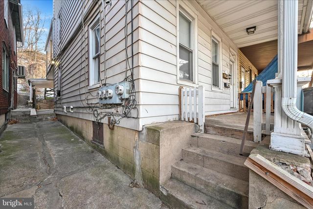 311 S 2ND ST, Steelton, PA 17113