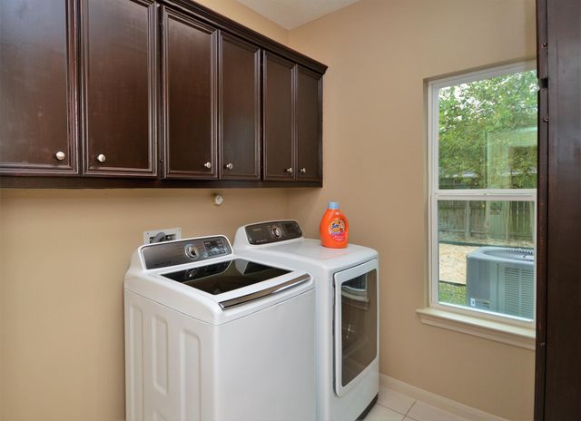 7403 Buena Vista Street B, Houston, TX 77087