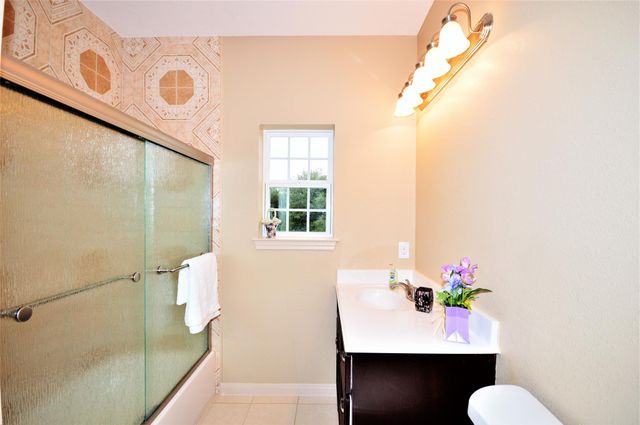 7403 Buena Vista Street B, Houston, TX 77087