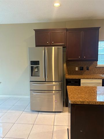 7403 Buena Vista Street B, Houston, TX 77087