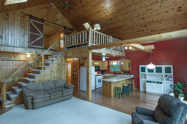 30472 Lightning Pass, Cushing, MN 56443