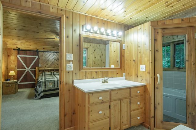 30472 Lightning Pass, Cushing, MN 56443