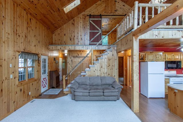 30472 Lightning Pass, Cushing, MN 56443