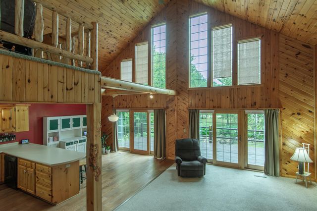 30472 Lightning Pass, Cushing, MN 56443