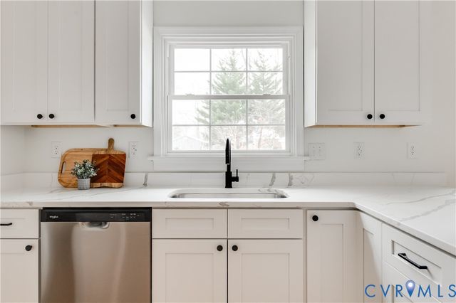 2013 Orangewood Rd, North Chesterfield, VA 23235