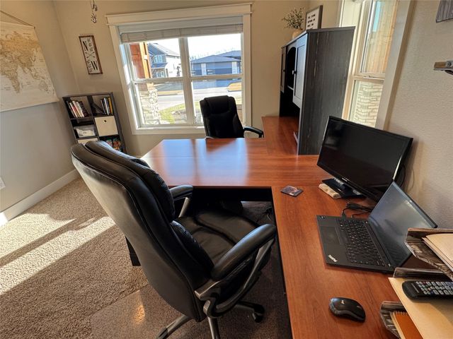 8002 NW 104th Court, Johnston, IA 50131