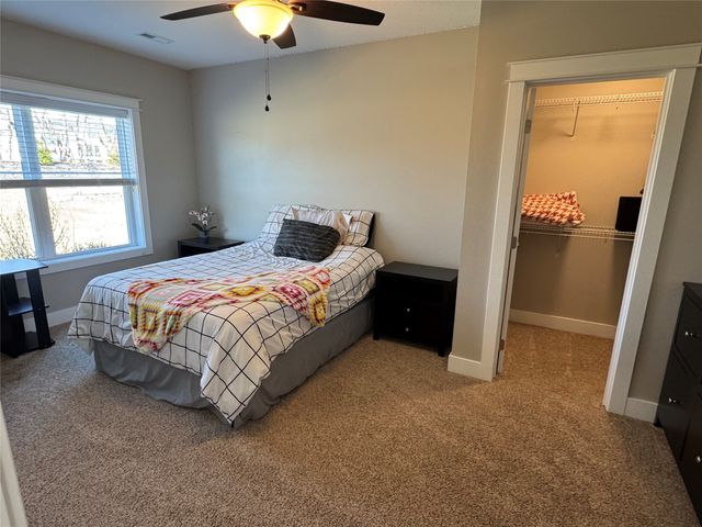 8002 NW 104th Court, Johnston, IA 50131