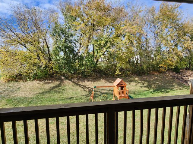 8002 NW 104th Court, Johnston, IA 50131