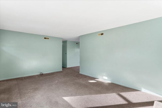 11812 PHEASANT TRL, Hagerstown, MD 21742