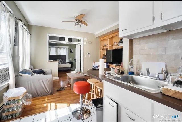 64 Ashland Place, New Haven, CT 06513